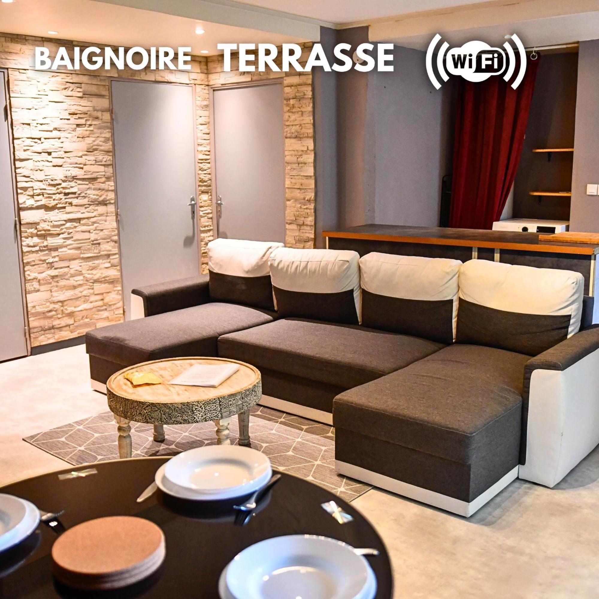 Calme Et Terrasse Privee Pres De Vichy Apartment *